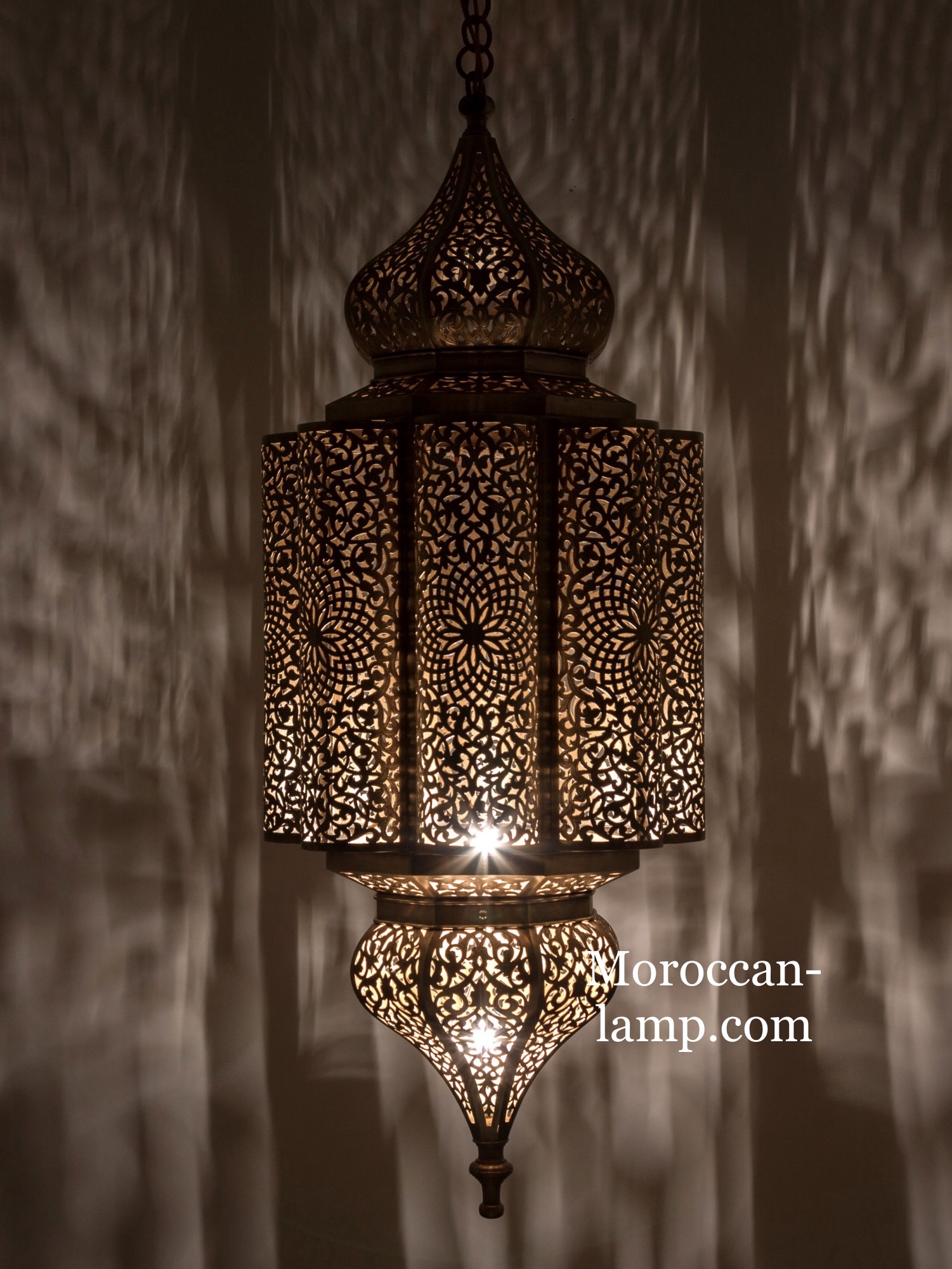 Suspension marocaine, plafond de lampe